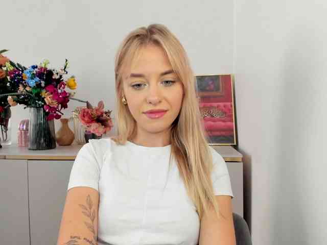 CindyGlam webcam