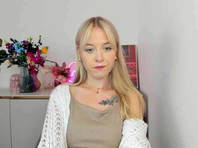 CindyGlam webcam