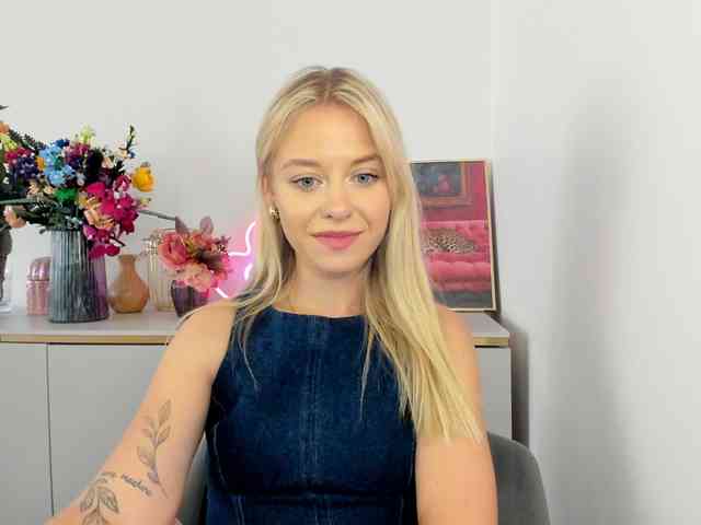 CindyGlam webcam