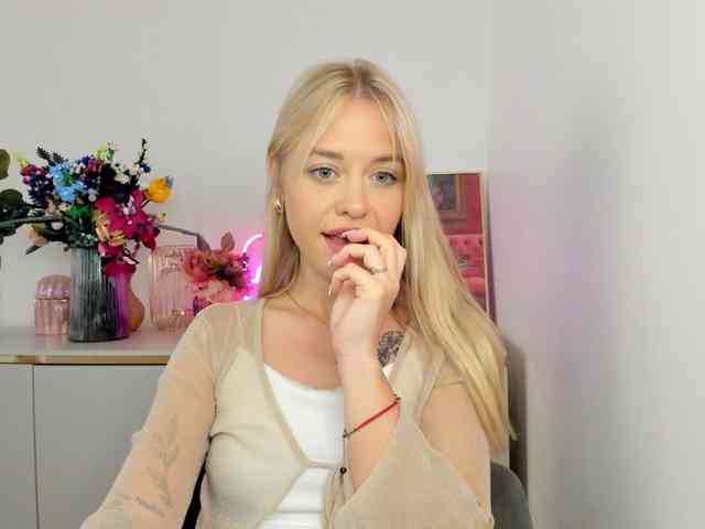 CindyGlam webcam