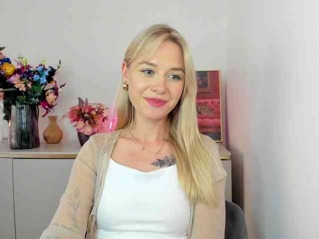 CindyGlam webcam