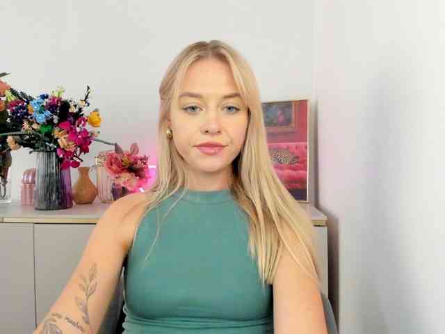 CindyGlam webcam