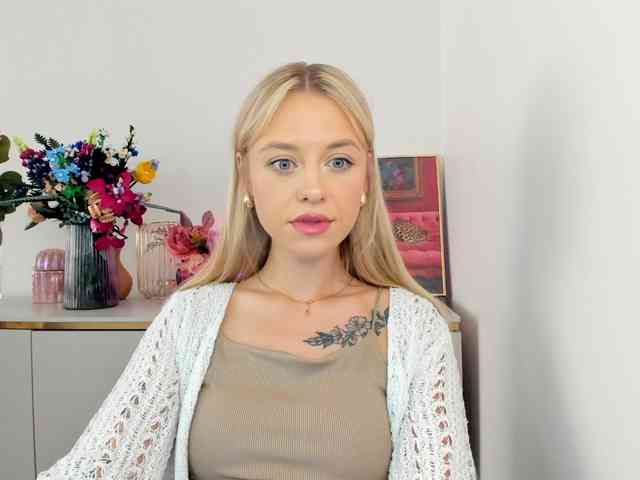 CindyGlam webcam