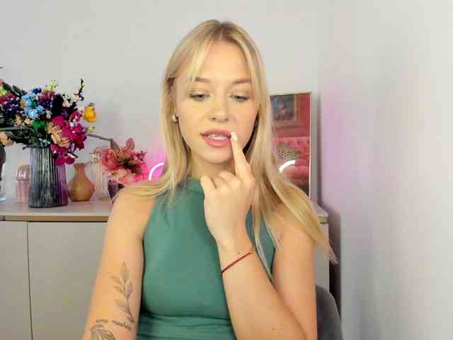 CindyGlam webcam
