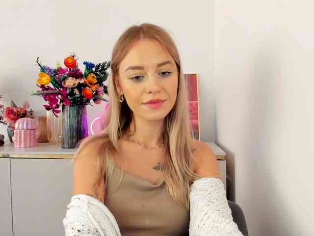 CindyGlam webcam