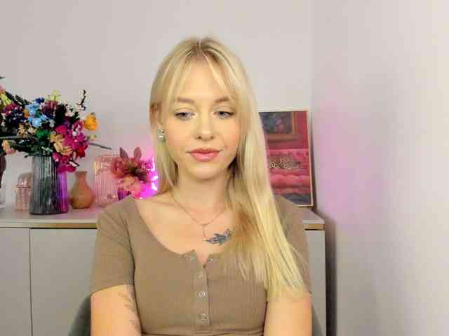 CindyGlam webcam