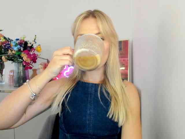 CindyGlam webcam
