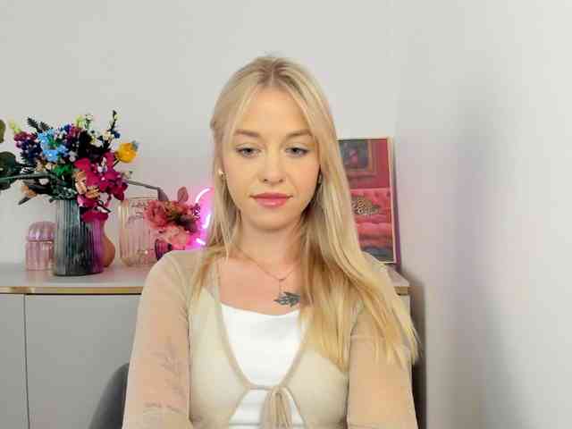 CindyGlam webcam