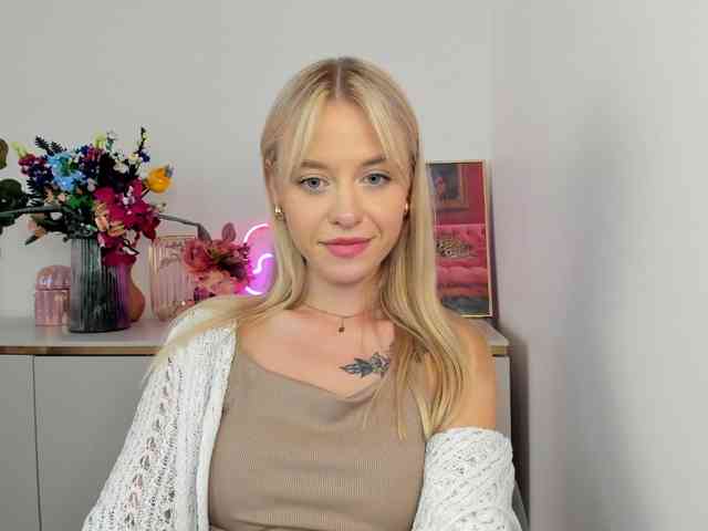 CindyGlam webcam