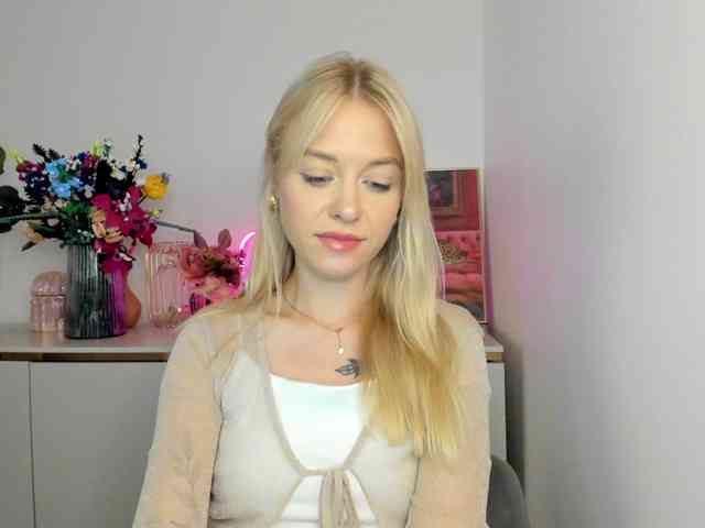 CindyGlam webcam