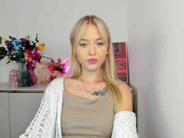 CindyGlam webcam