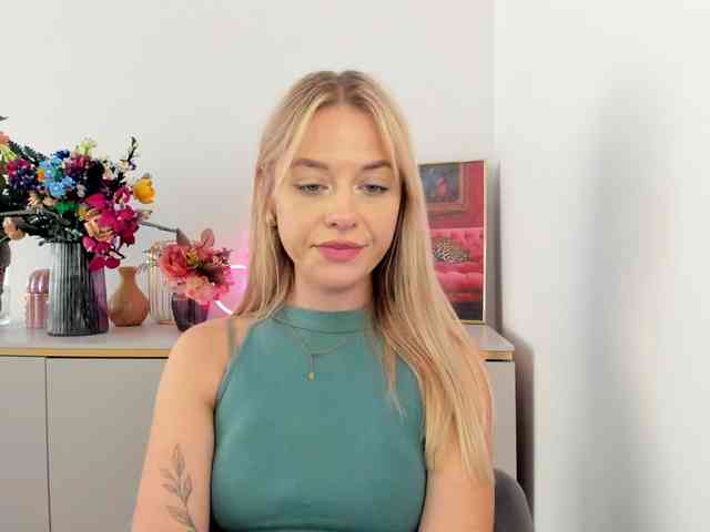 CindyGlam webcam