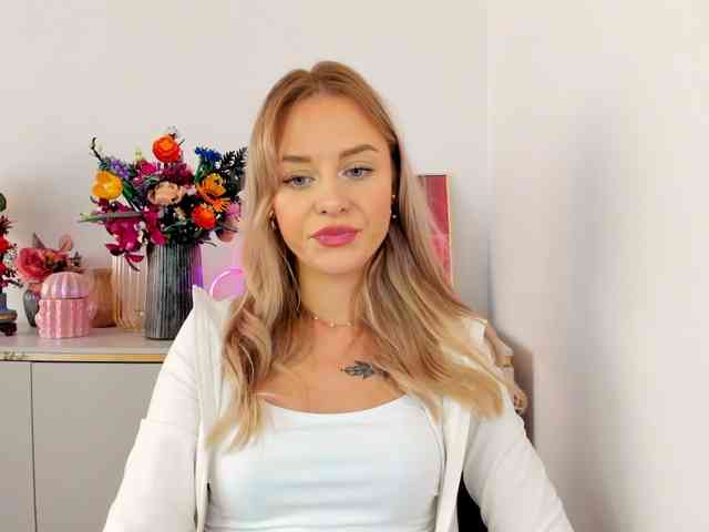 CindyGlam webcam