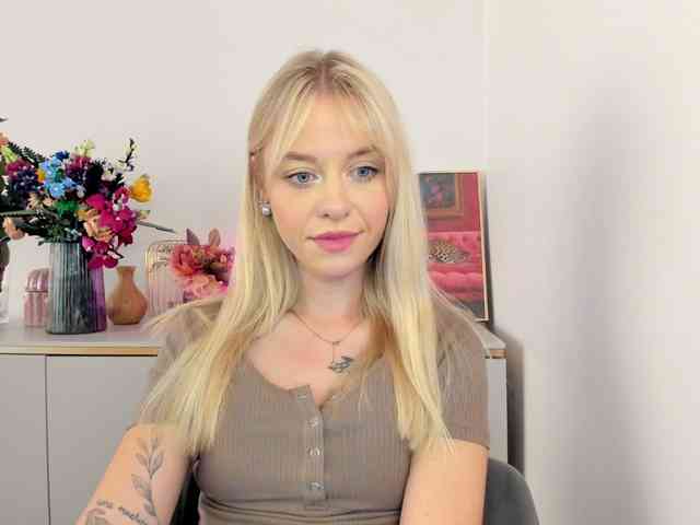 CindyGlam webcam