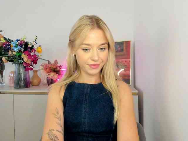 CindyGlam webcam