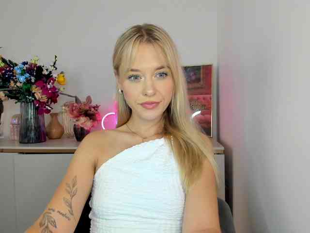 CindyGlam webcam