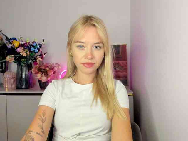 CindyGlam webcam