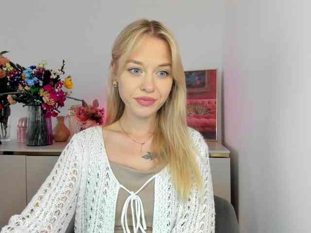 CindyGlam webcam
