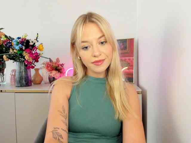 CindyGlam webcam