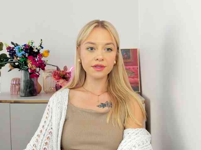 CindyGlam webcam