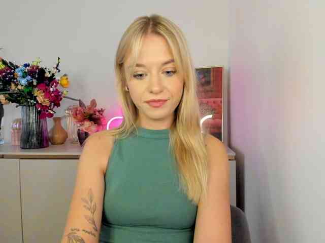 CindyGlam webcam