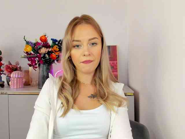 CindyGlam webcam