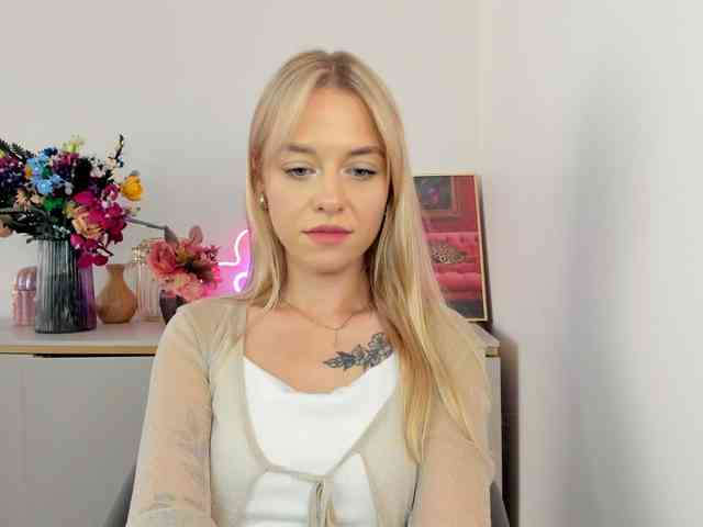 CindyGlam webcam
