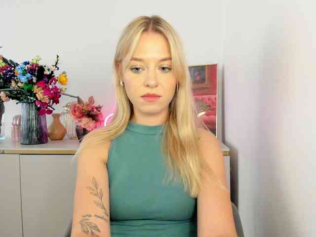 CindyGlam webcam