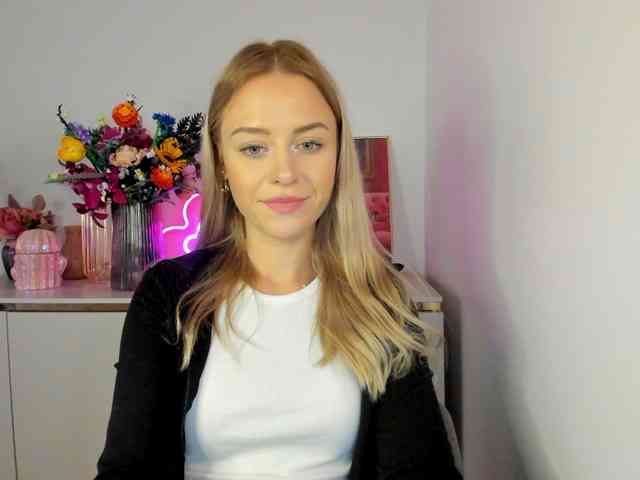 CindyGlam webcam