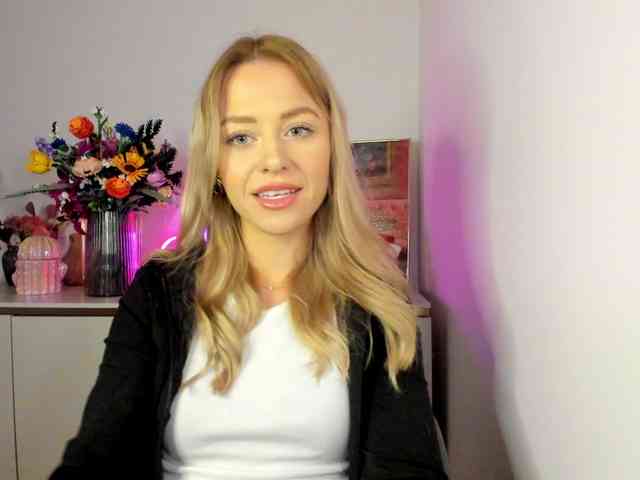 CindyGlam webcam