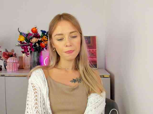 CindyGlam webcam