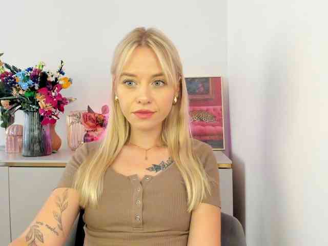 CindyGlam webcam