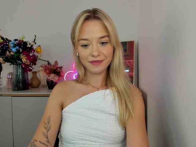 CindyGlam webcam