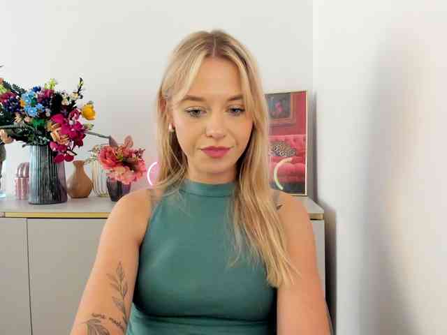 CindyGlam webcam