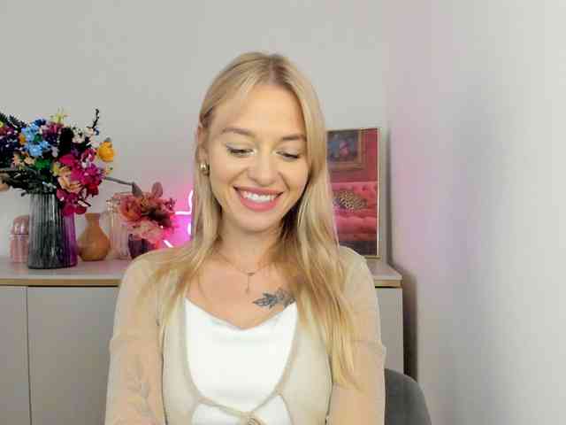 CindyGlam webcam