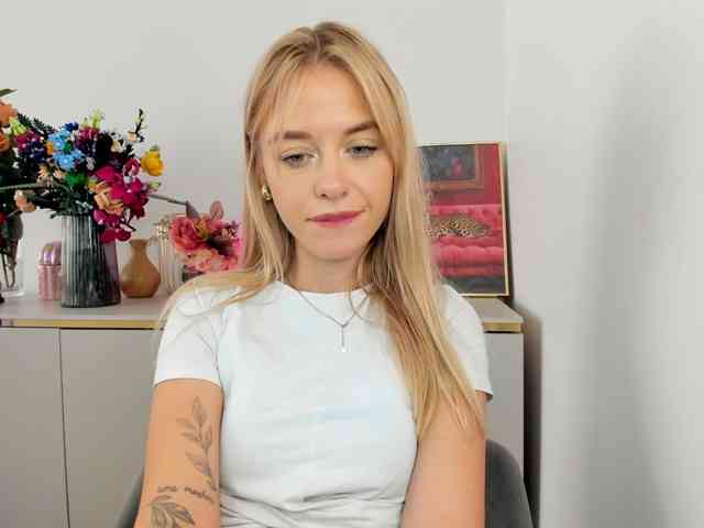 CindyGlam webcam