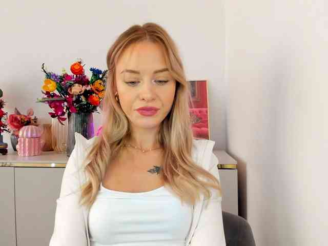 CindyGlam webcam