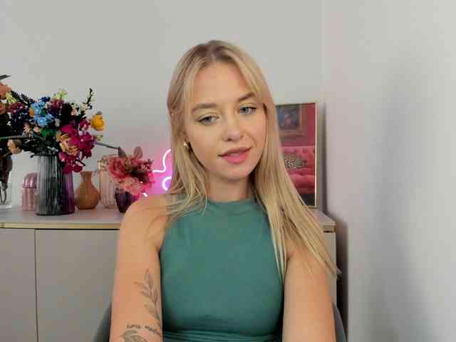 CindyGlam webcam