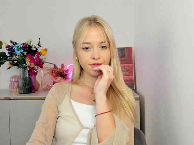 CindyGlam webcam