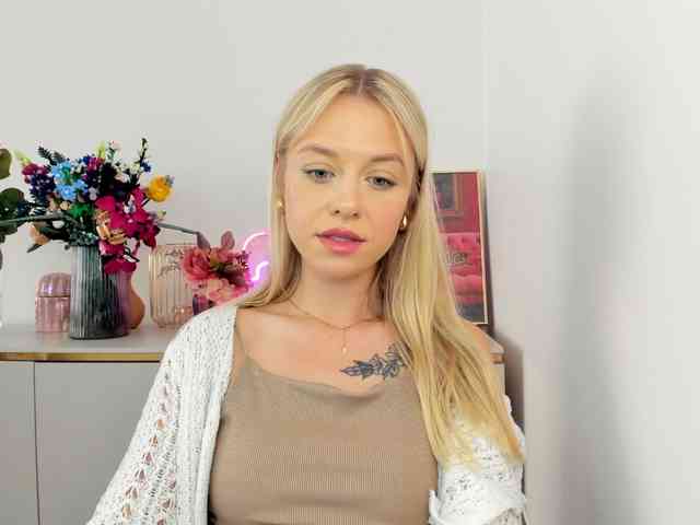 CindyGlam webcam