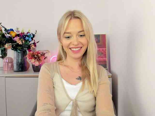 CindyGlam webcam