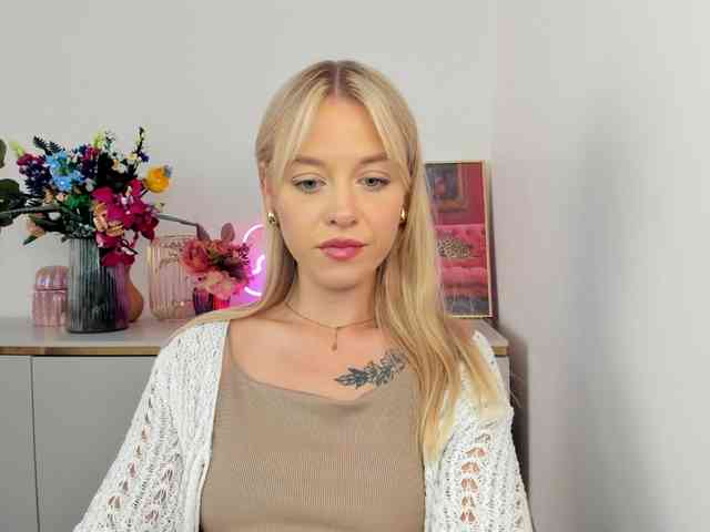 CindyGlam webcam