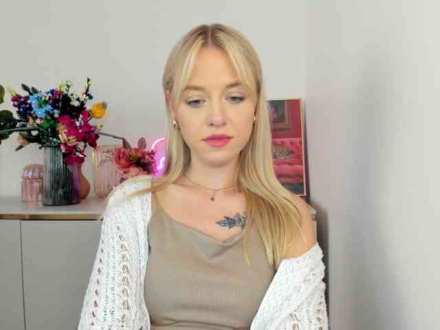 CindyGlam webcam