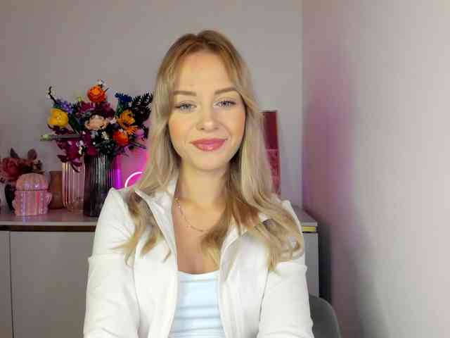 CindyGlam webcam