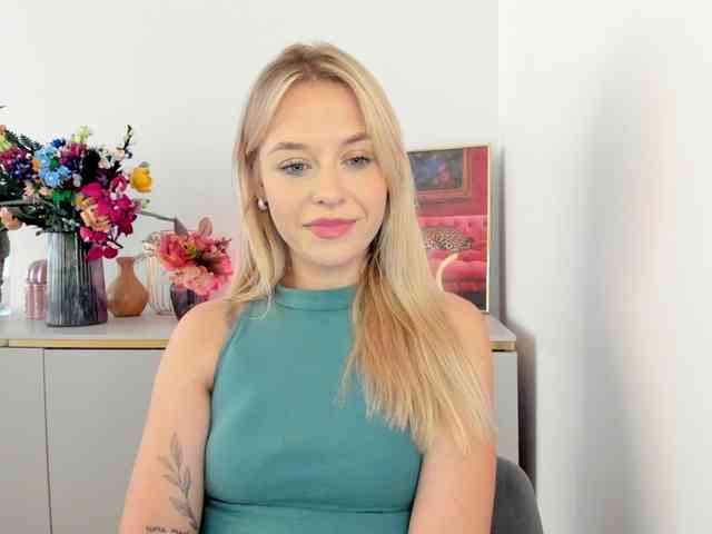CindyGlam webcam