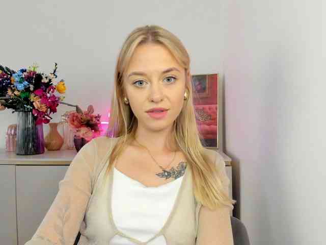 CindyGlam webcam