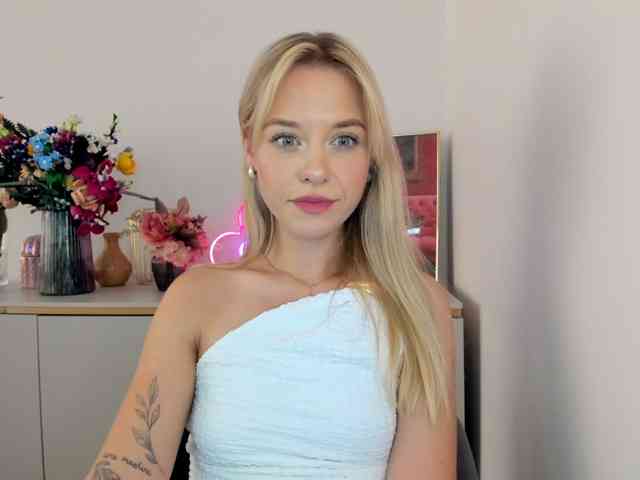 CindyGlam webcam