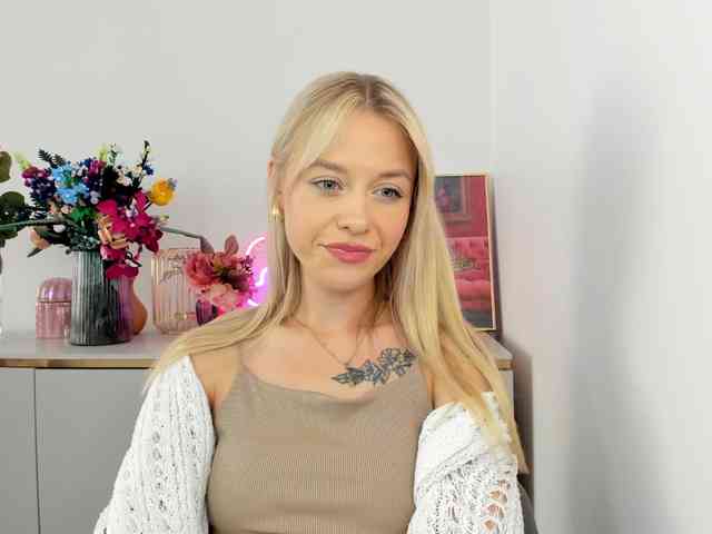 CindyGlam webcam