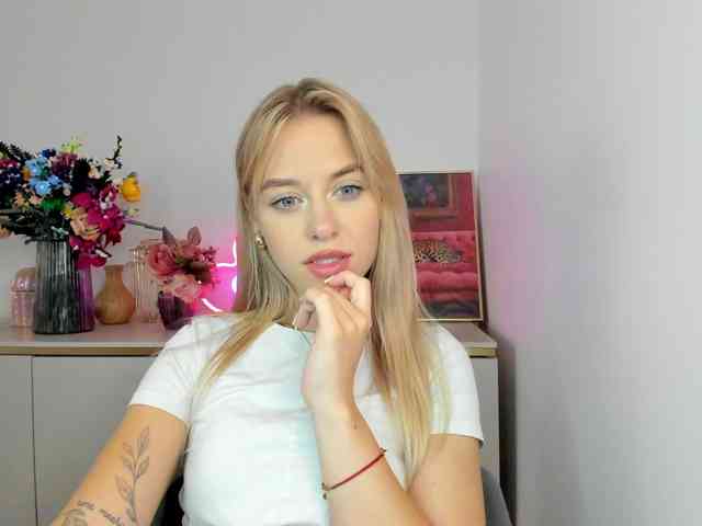 CindyGlam webcam