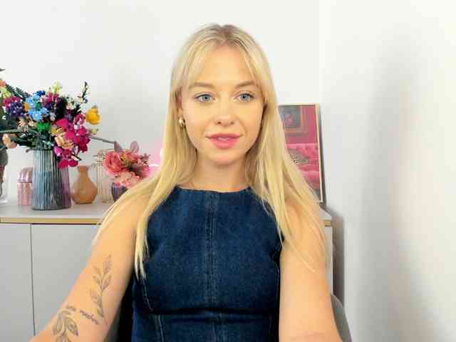 CindyGlam webcam